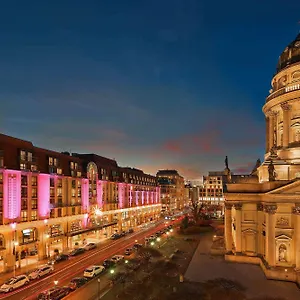 hilton-berlin.find-berlin-hotels.com/